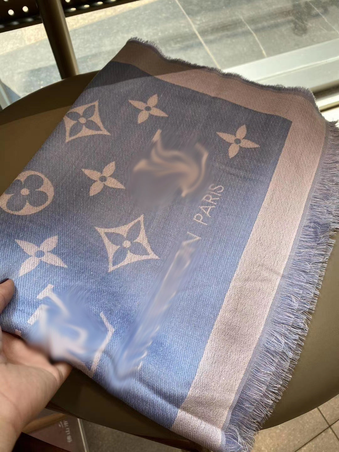 CLTH010  70%wool，30%Pure Silk    200x70cm