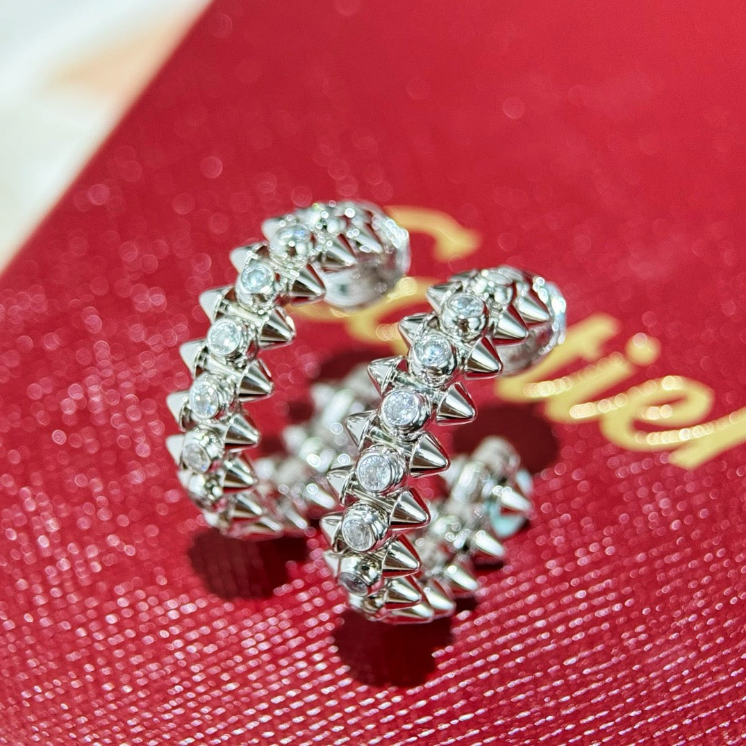 JW1012 Clash de Cartier Hoop Earrings