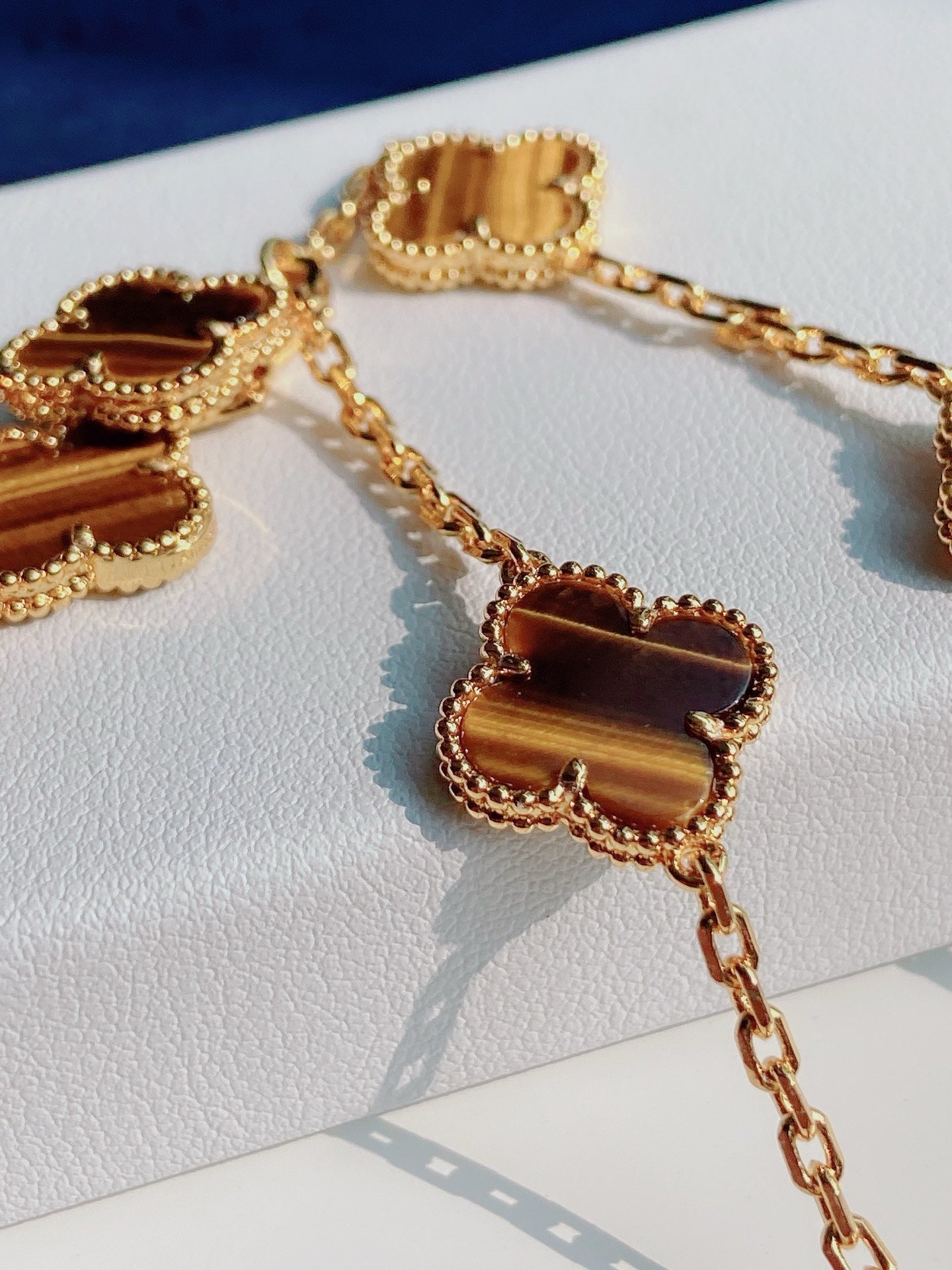JW962 Van Cleef & Arpels Vintage Alhambra necklace, 10 motifs